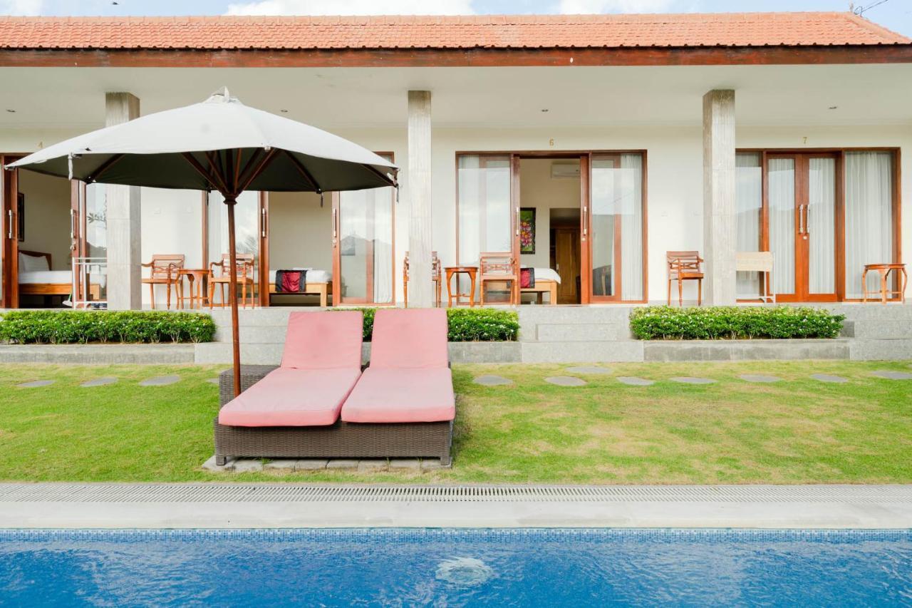 Rara Guesthouse Canggu Екстериор снимка